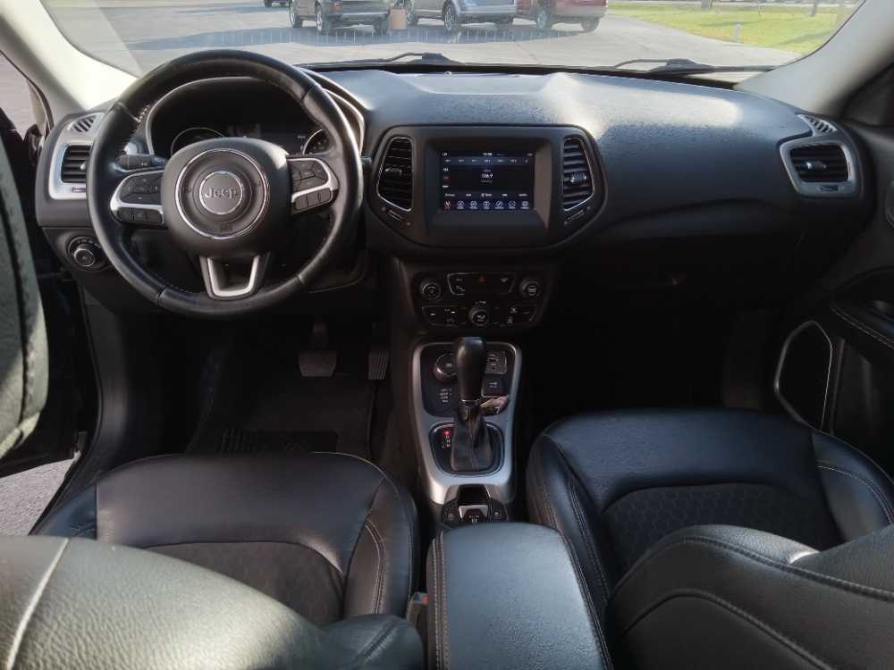 JEEP COMPASS LATITUDE; AL
