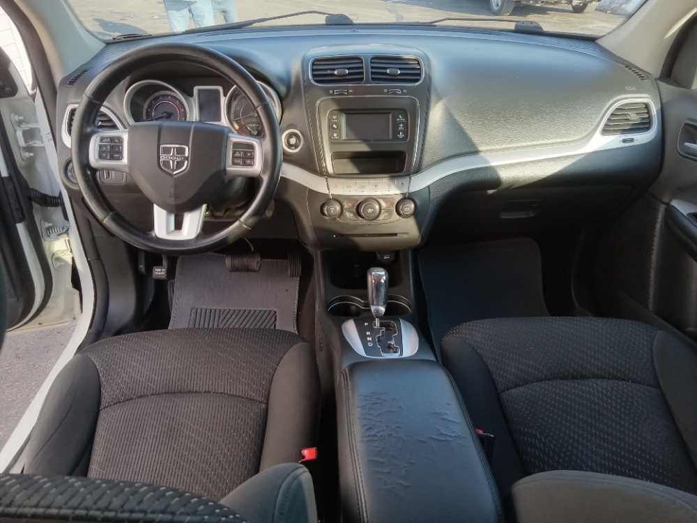 DODGE JOURNEY SE