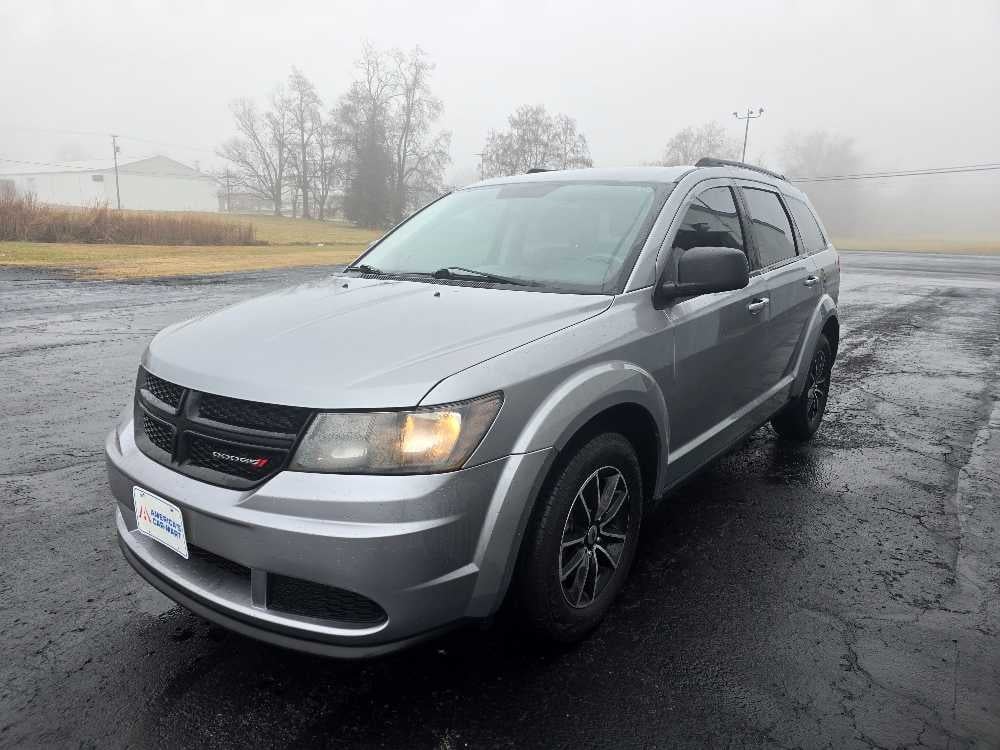 2018 Dodge Journey SE's photo