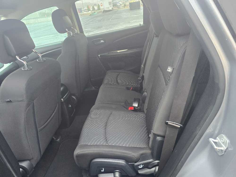 DODGE JOURNEY SE