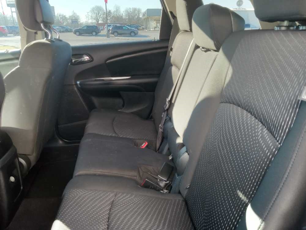DODGE JOURNEY SE