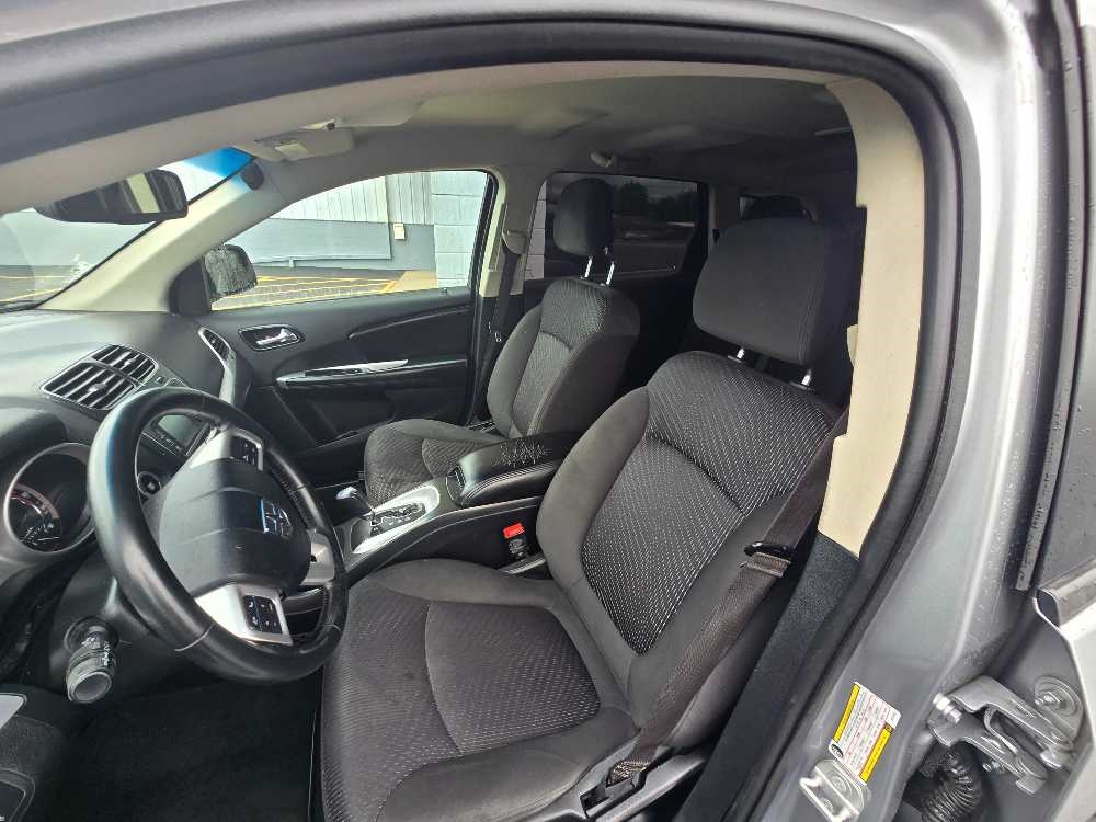 DODGE JOURNEY SE