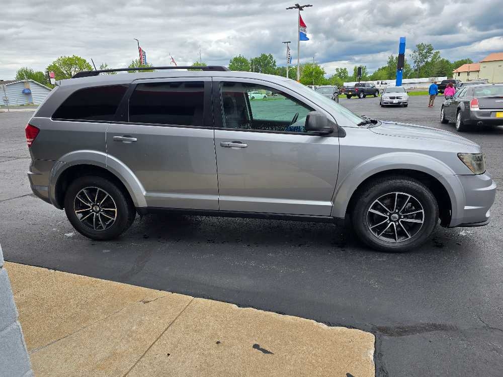 DODGE JOURNEY SE