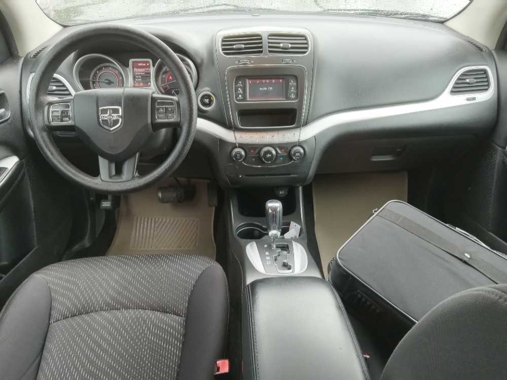 DODGE JOURNEY SE