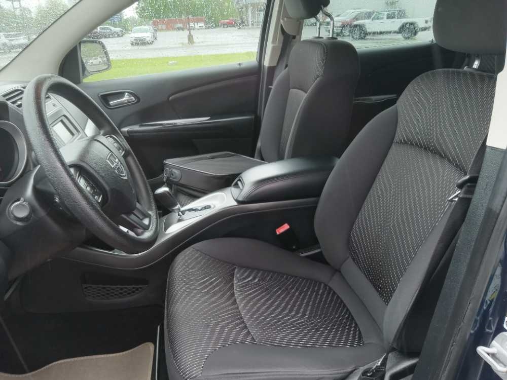 DODGE JOURNEY SE