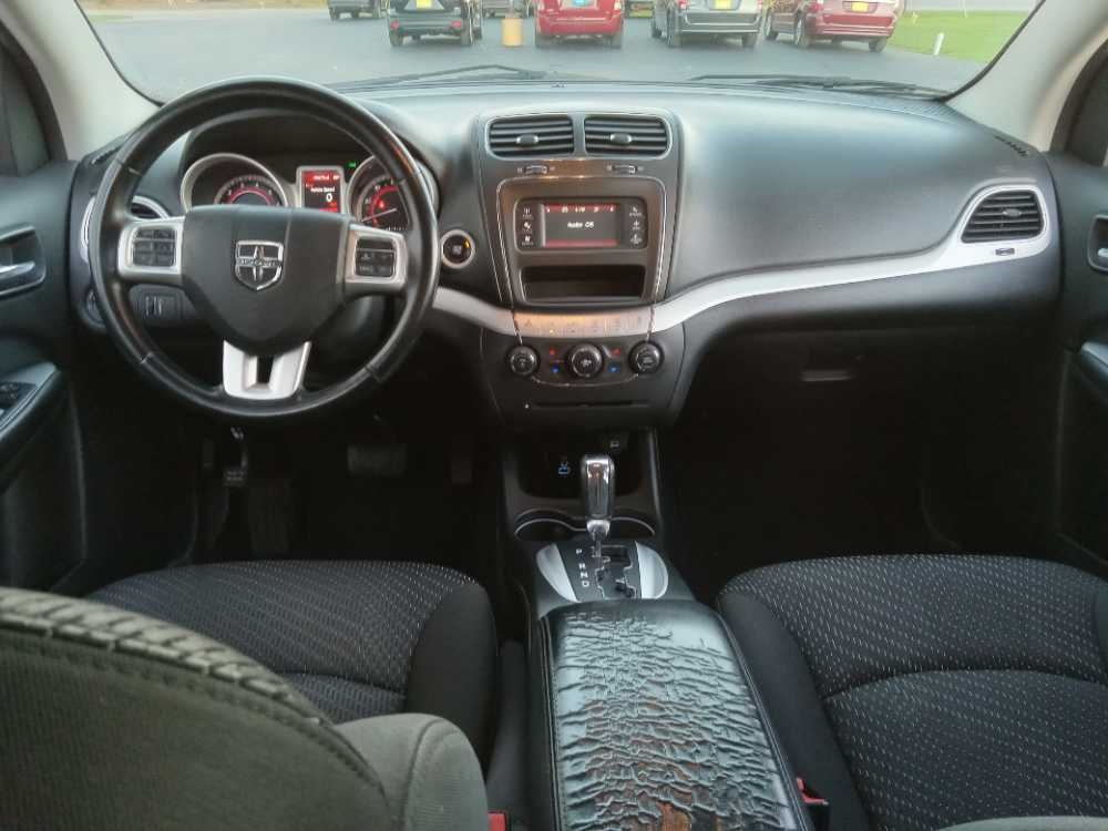 DODGE JOURNEY SE