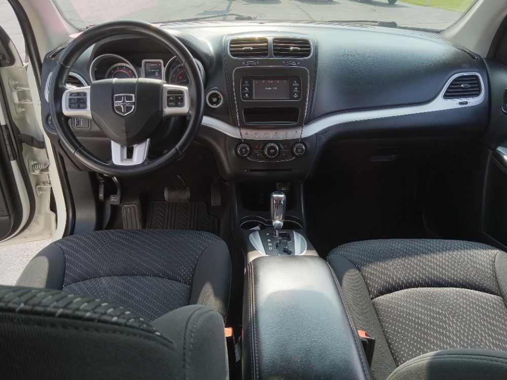DODGE JOURNEY SE