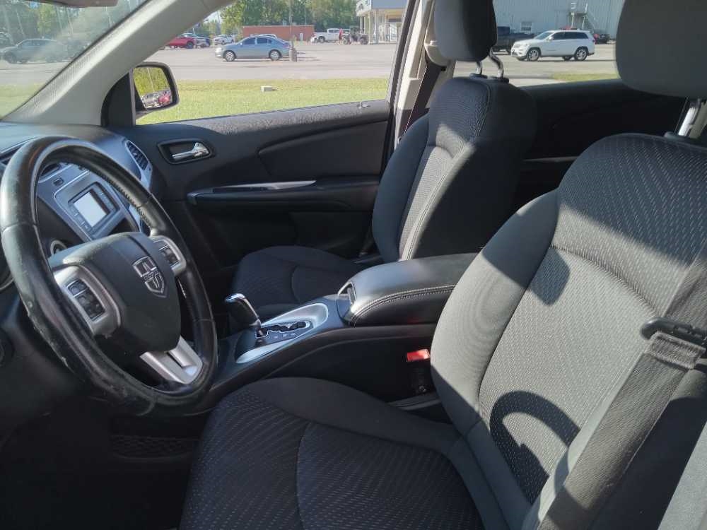 DODGE JOURNEY SE