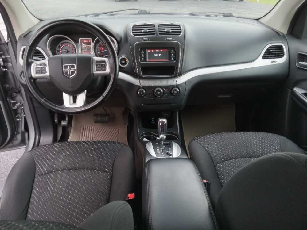 DODGE JOURNEY SE