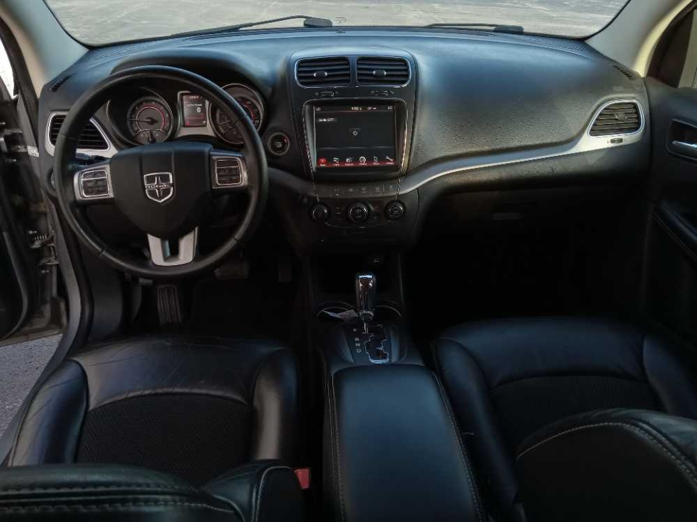 DODGE JOURNEY CROSSROAD
