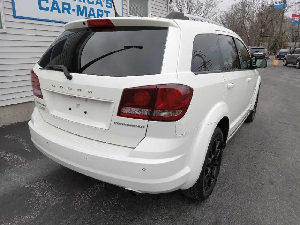 DODGE JOURNEY CROSSROAD
