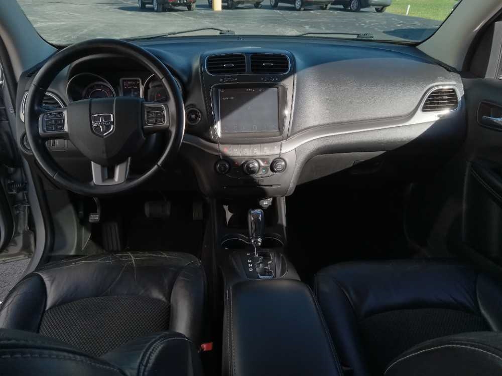 DODGE JOURNEY CROSSROAD