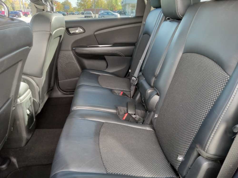 DODGE JOURNEY CROSSROAD