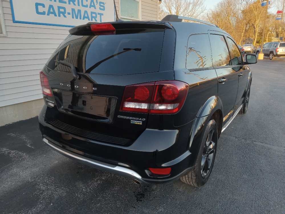 DODGE JOURNEY CROSSROAD