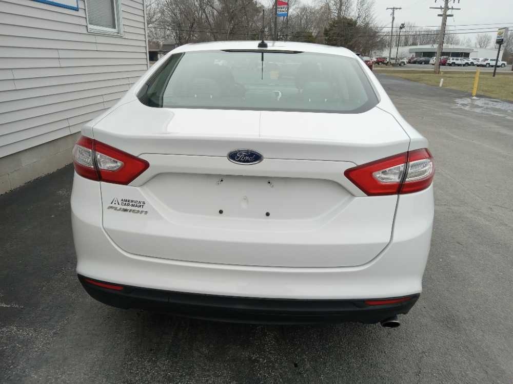 FORD FUSION S