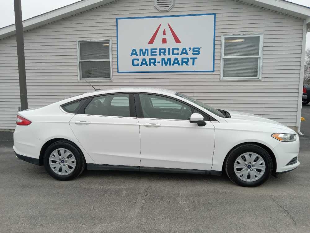 FORD FUSION S