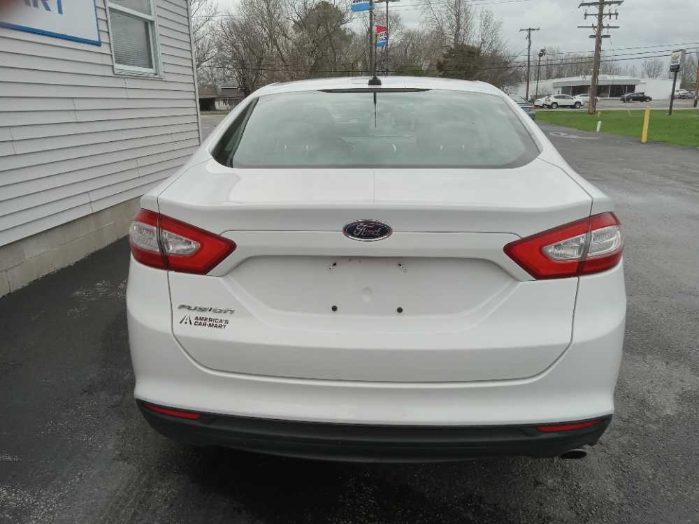FORD FUSION S