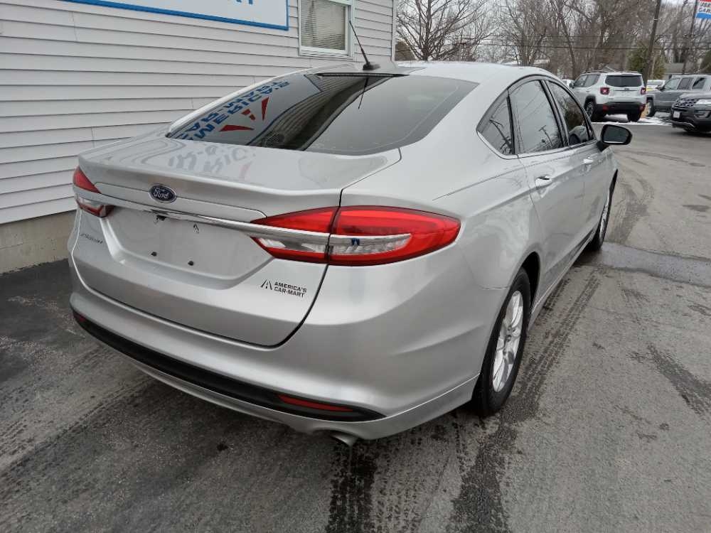 FORD FUSION S