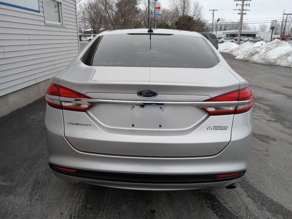FORD FUSION S