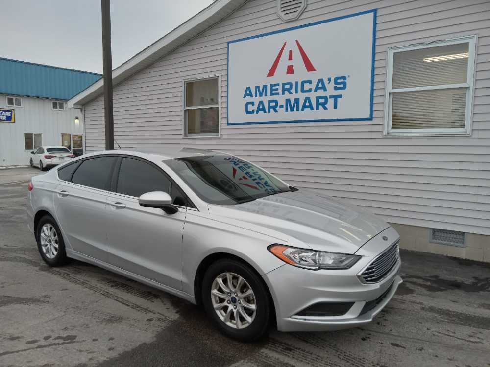 FORD FUSION S