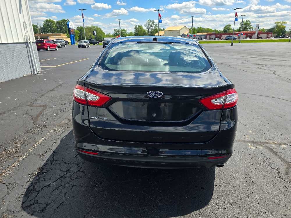 FORD FUSION S