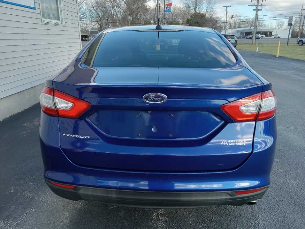 FORD FUSION S