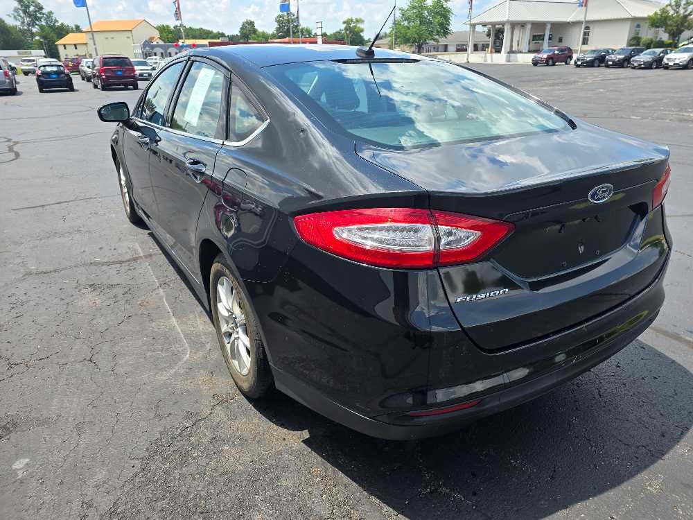 FORD FUSION S