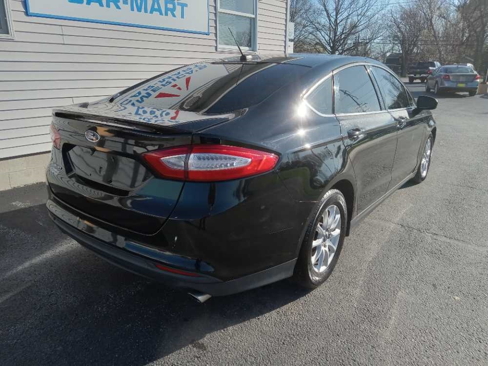 FORD FUSION S