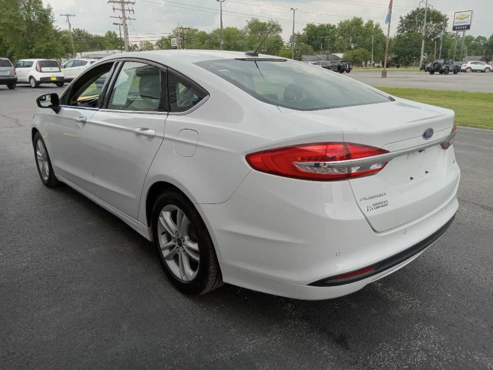 FORD FUSION SE