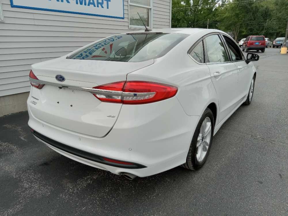 FORD FUSION SE