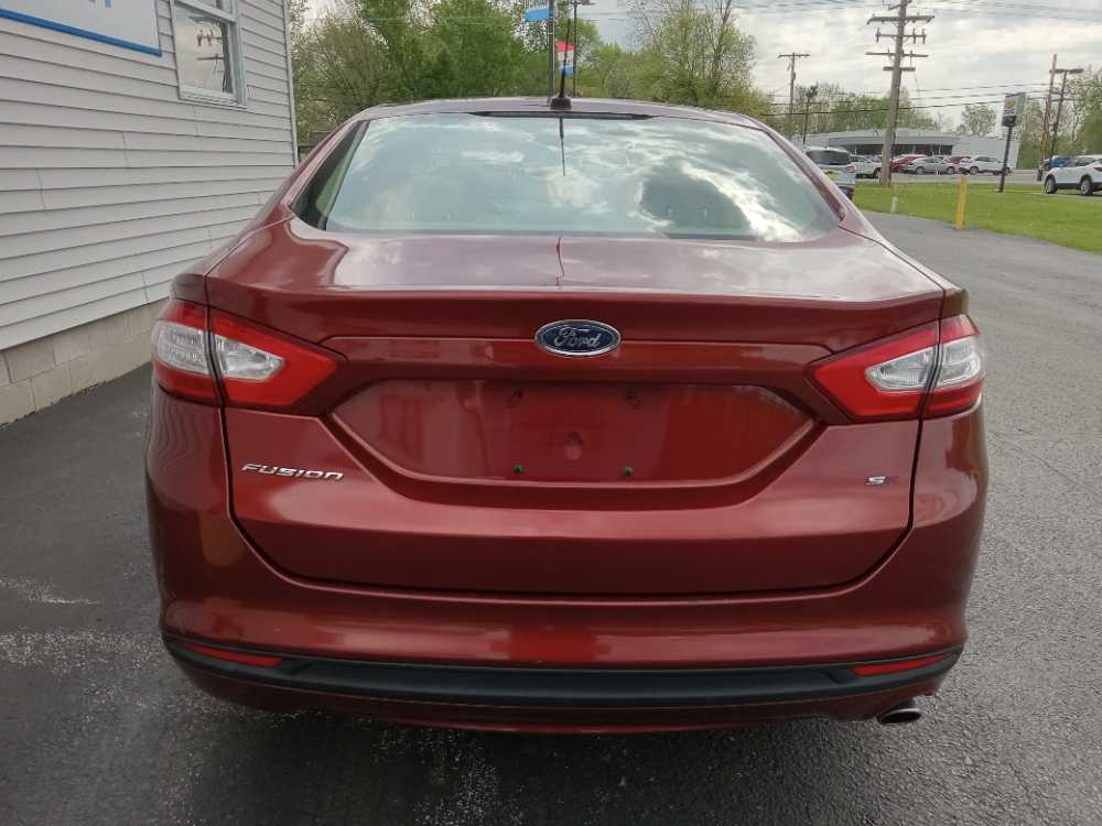 FORD FUSION SE