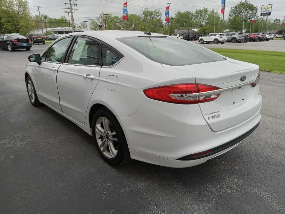 FORD FUSION SE