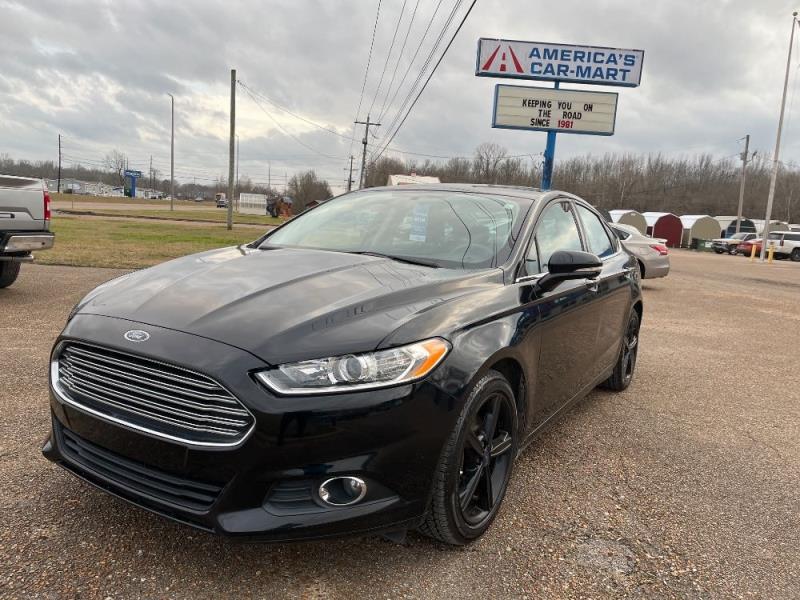 2016 Ford Fusion SE's photo