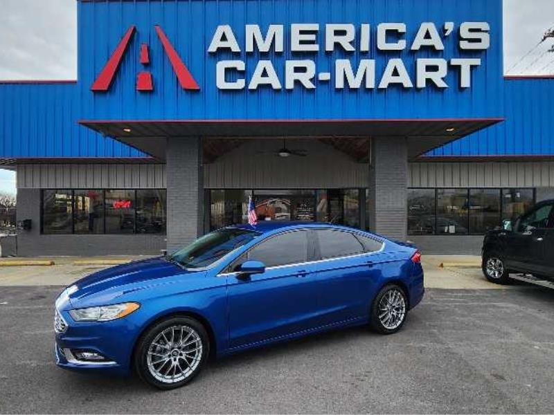 2018 Ford Fusion SE's photo