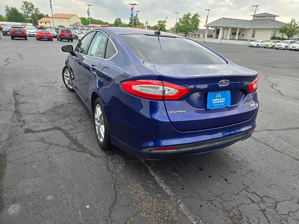 FORD FUSION SE
