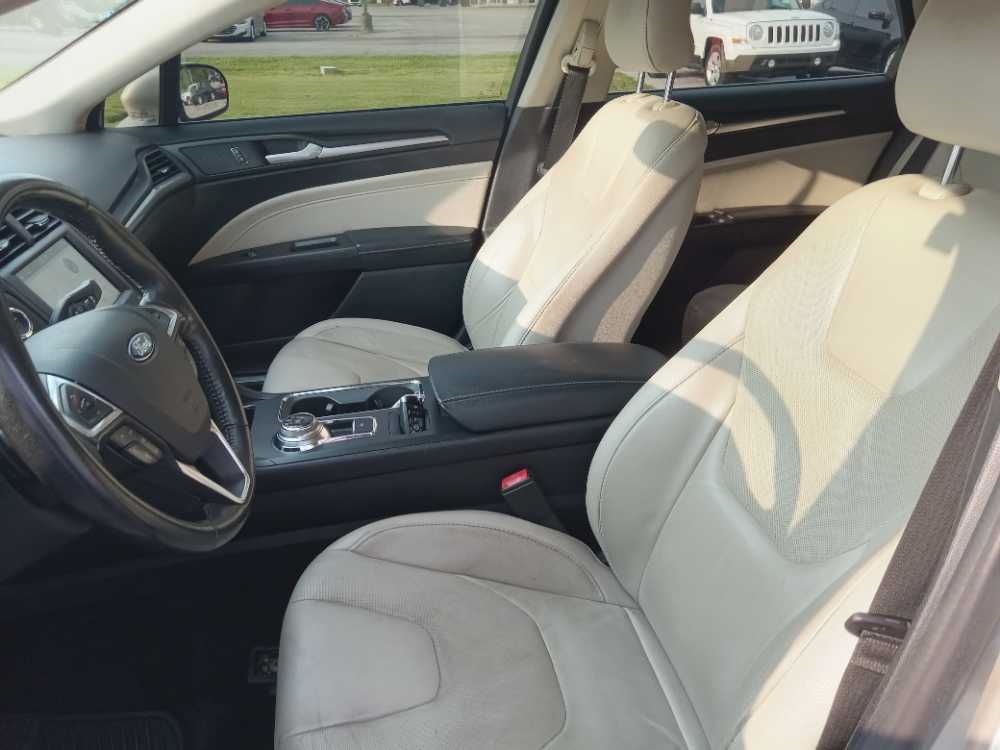 FORD FUSION TITANIUM