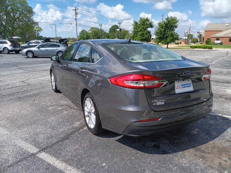 Image of 2019 Ford Fusion SE Hybrid