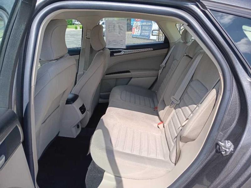 Image of 2019 Ford Fusion SE Hybrid