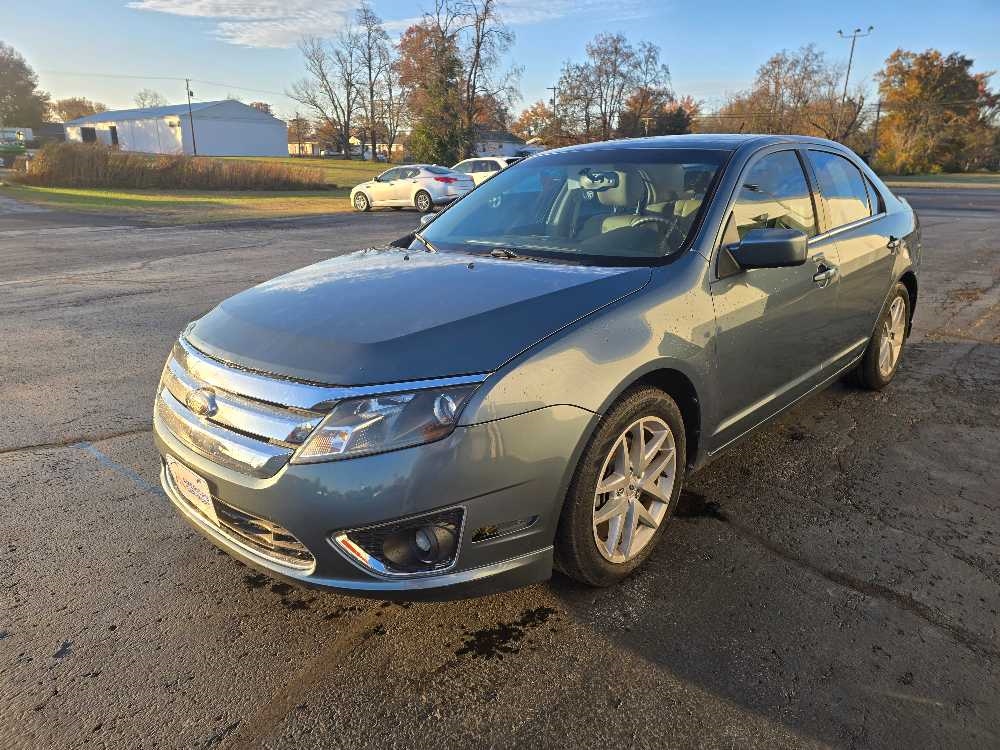 2012 Ford Fusion SEL's photo