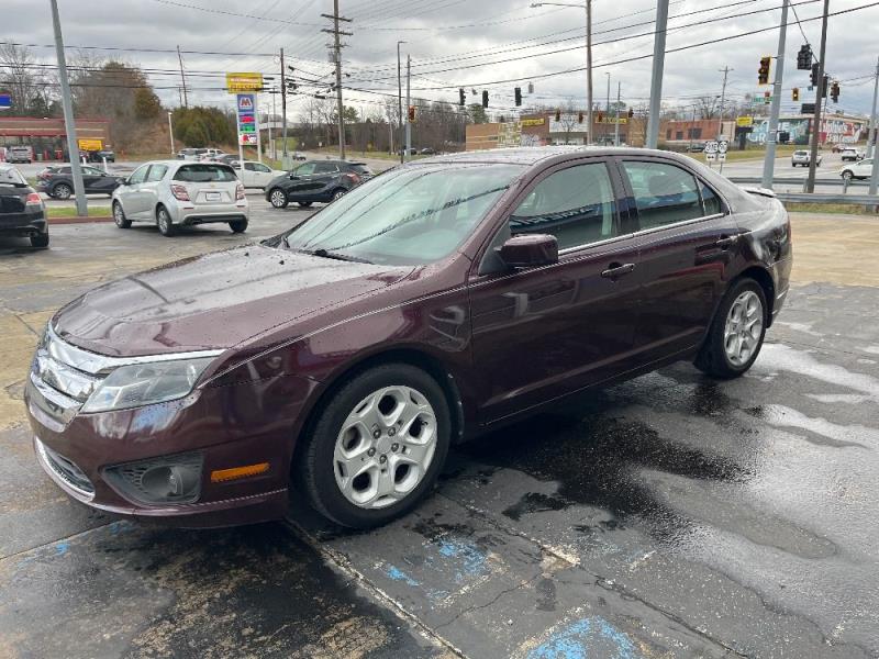 2011 Ford Fusion SE's photo