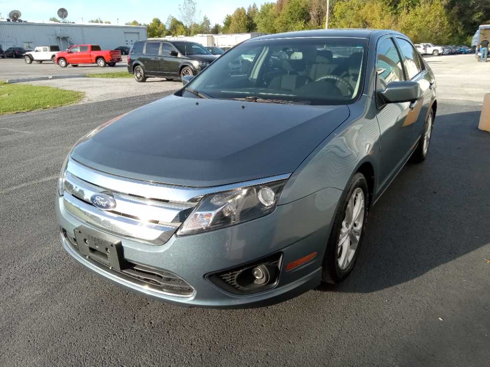 FORD FUSION SE