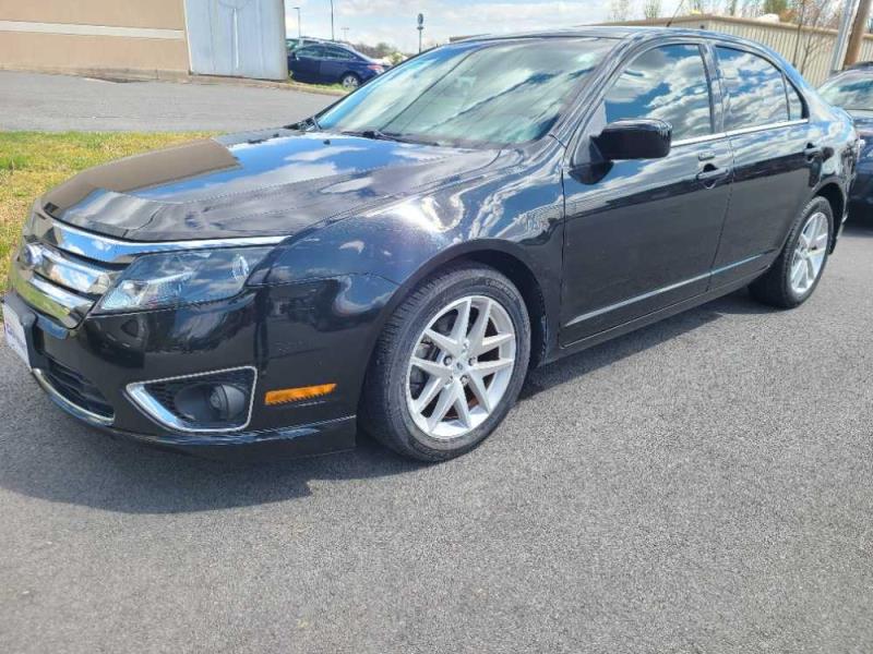 2011 Ford Fusion SEL's photo