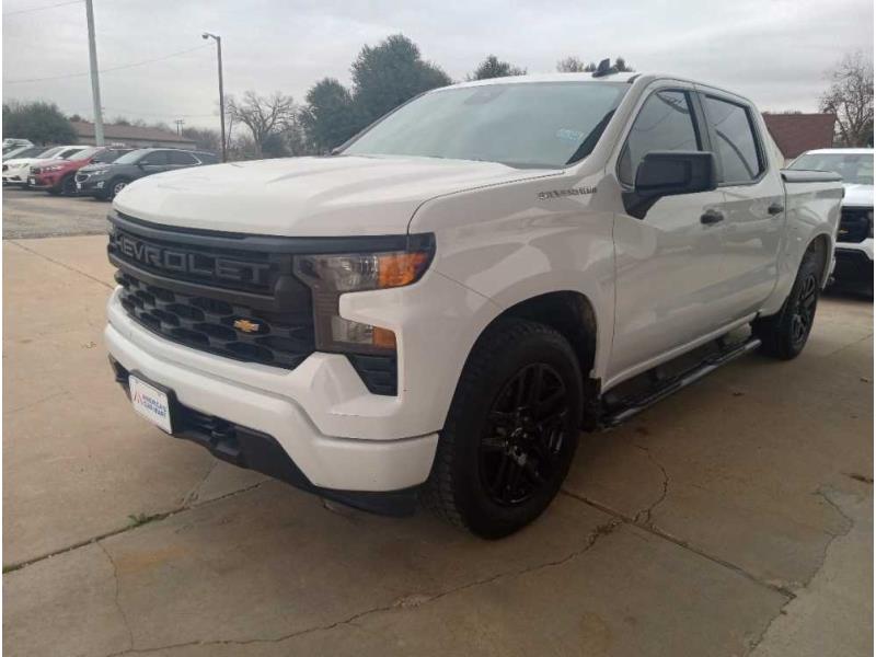 2022 Chevrolet Silverado Base's photo