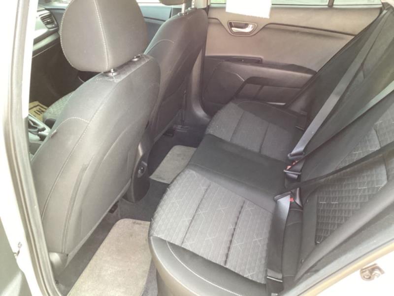 2019 Kia RIO S's photo