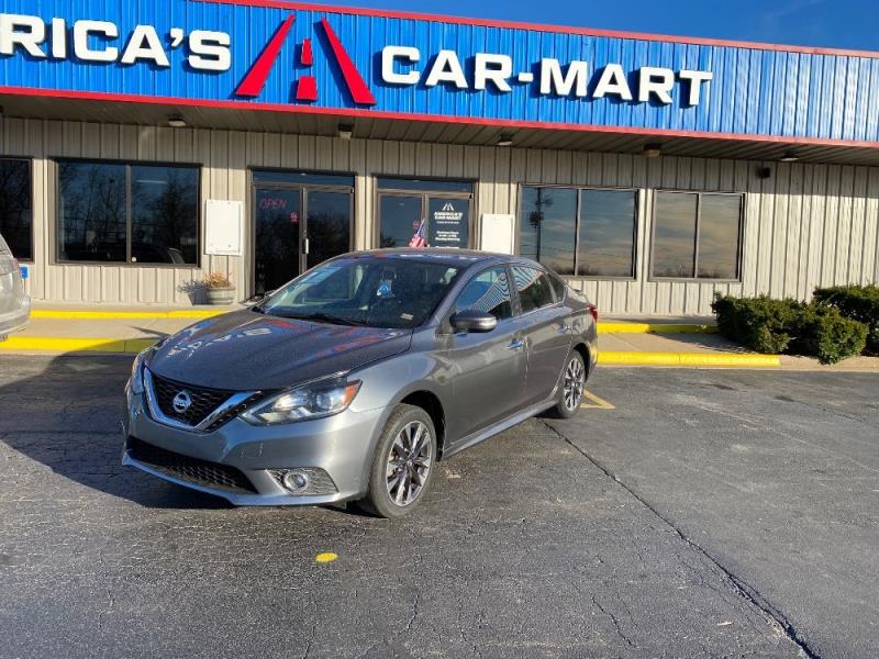 2017 Nissan Sentra SR's photo