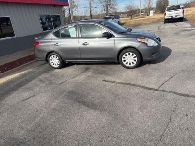 2019 Nissan Versa