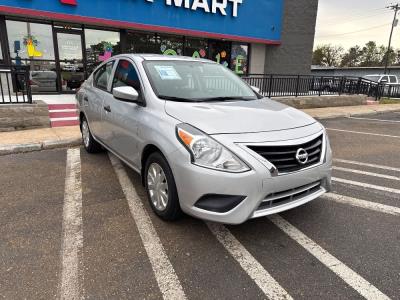 2019 Nissan Versa