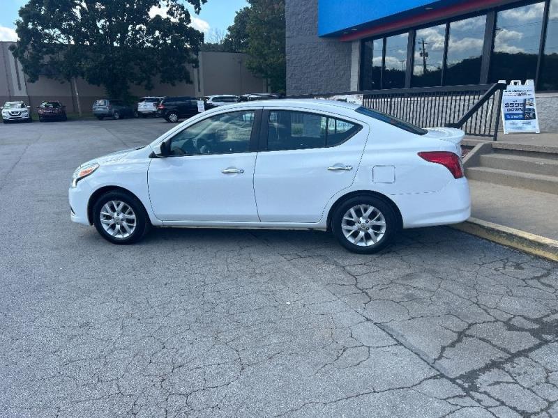 Image of 2018 Nissan Versa SV