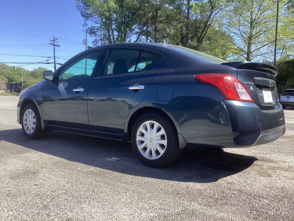 NISSAN VERSA S; SL; SV