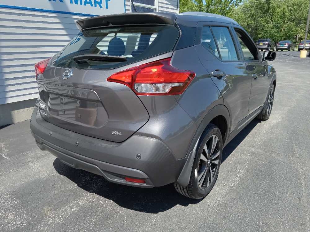 NISSAN KICKS SR